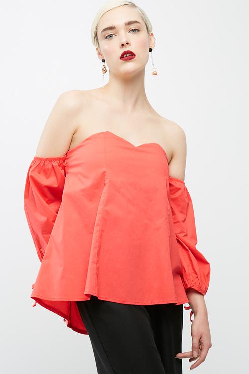 Sweetheart off shoulder top
