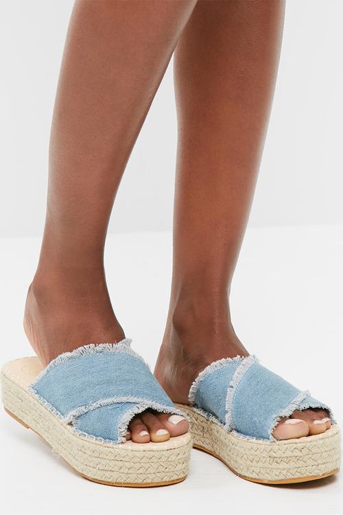 Cross strap flatform