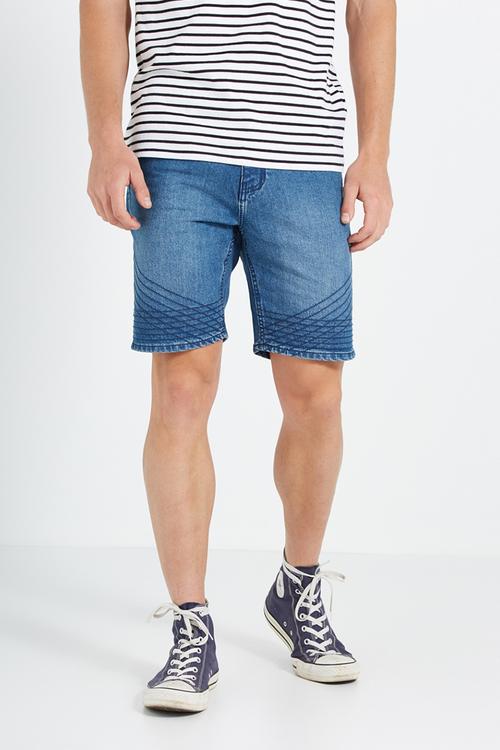Skinny straight shorts