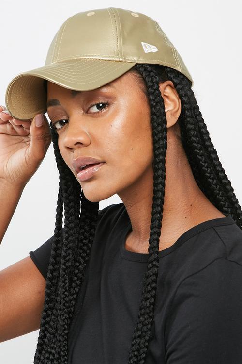 Womans metallic pu cap