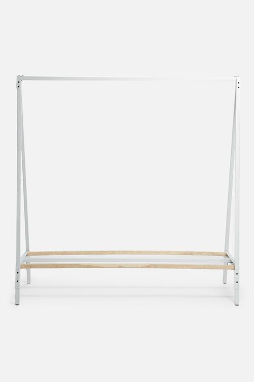 Clothing rail with shelf