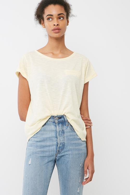 Scoopneck relaxed tee with turn back cuff