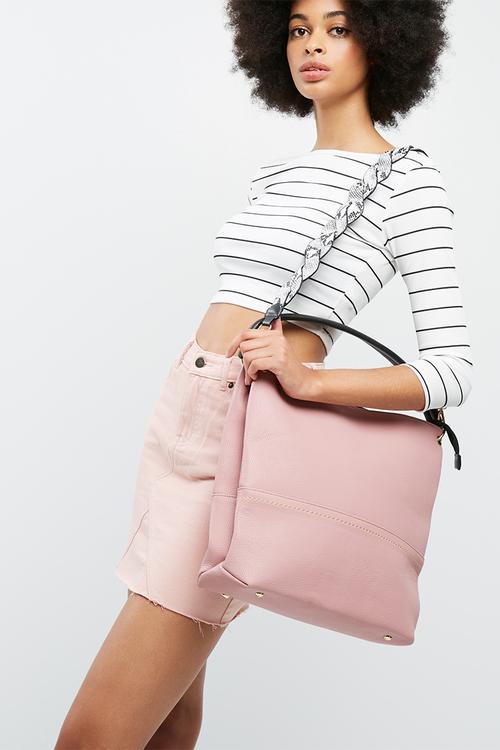 Danielle tote