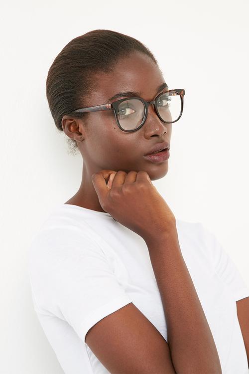 Tortoise shell clear lense glasses
