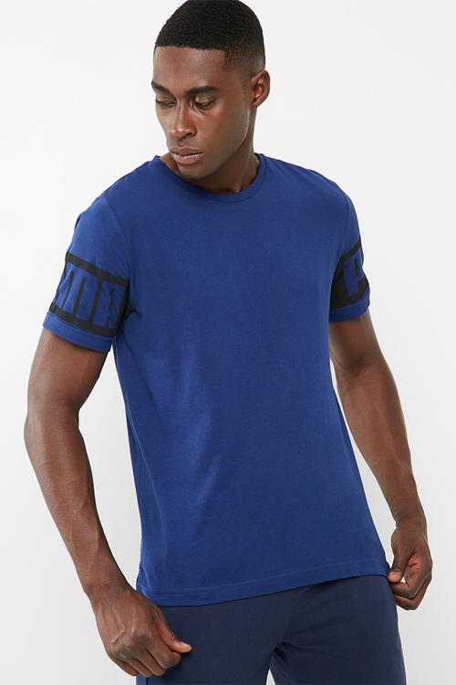 Rebel tee