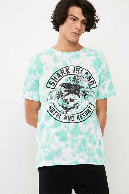 Drop shoulder tee
