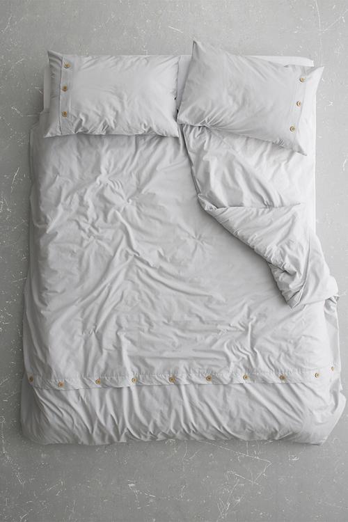 Button edge duvet cover set