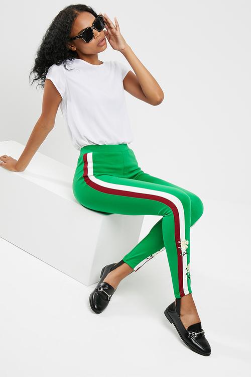 Embroidered stirrup leggings