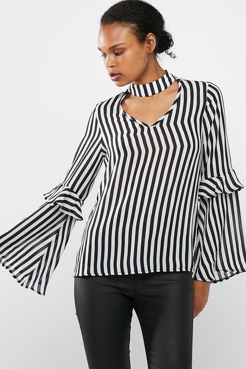 Choker blouse with tiered sleeve