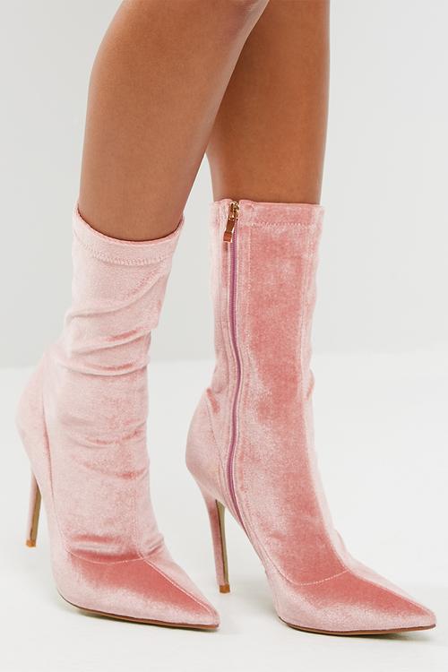 Direct point toe ankle boot