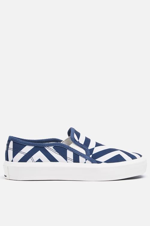 Street slip on