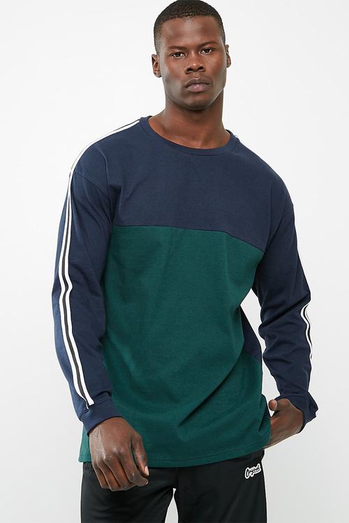 Taped oversized tee