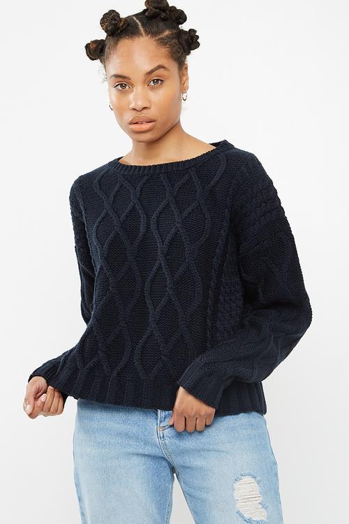 Cabled vintage knit