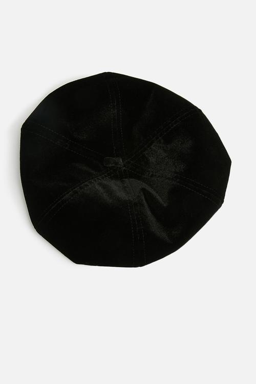 Velvet beret
