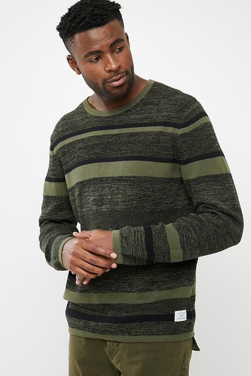 Broke crew neck knit