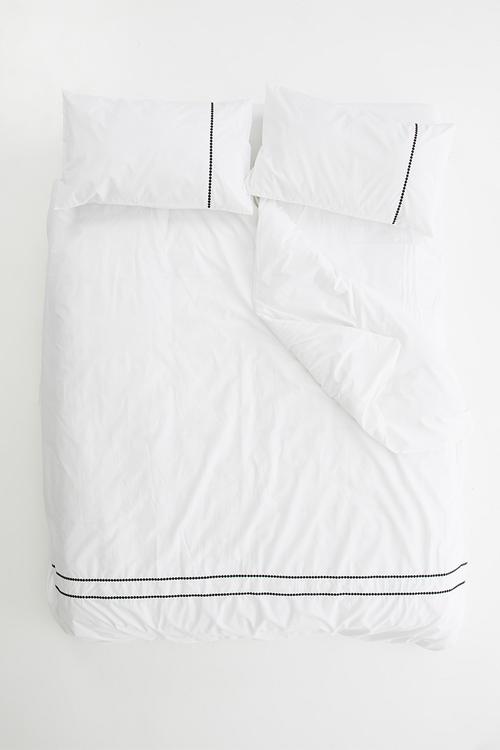 Eclipse embroidered duvet set