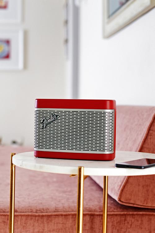 Newport bluetooth speaker - dakota red