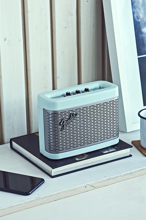 Newport bluetooth speaker - sonic blue