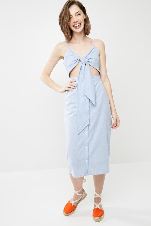 Tie front button down strappy midi dress - blue & white 