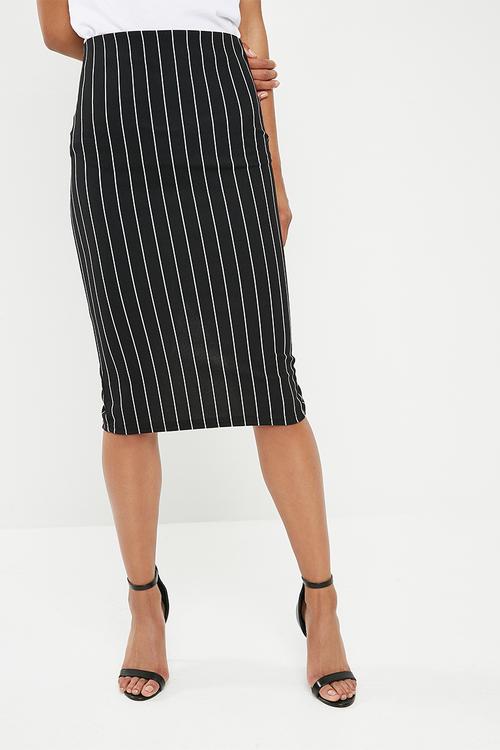 Pull on bodycon skirt - black & white