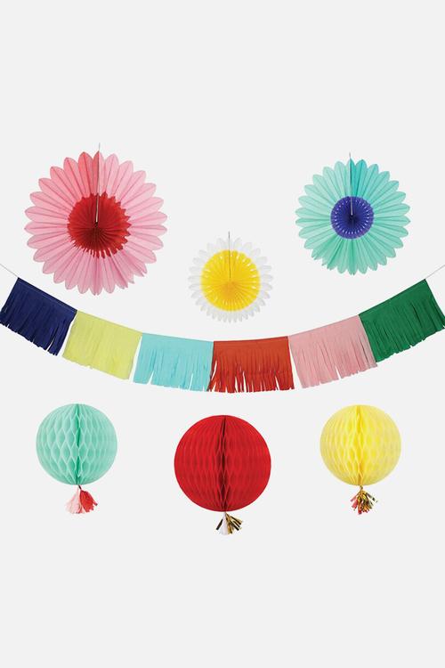 Multicolour decorating kit
