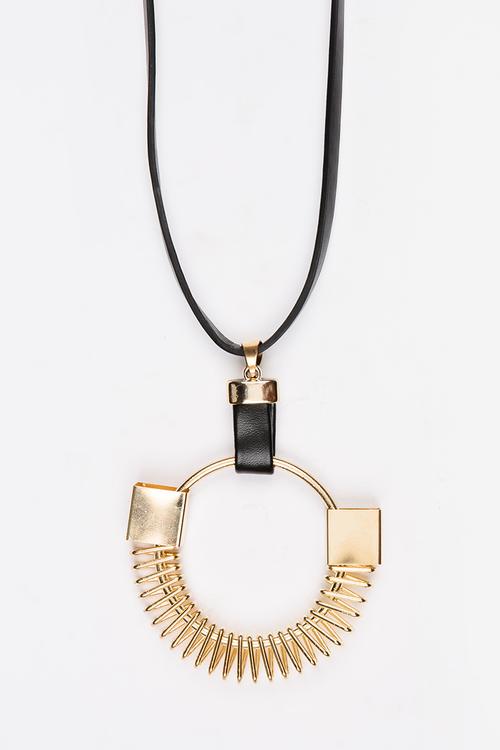 Metallic Pendant Necklace Gold