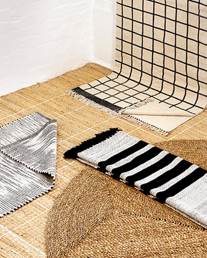 RUGS