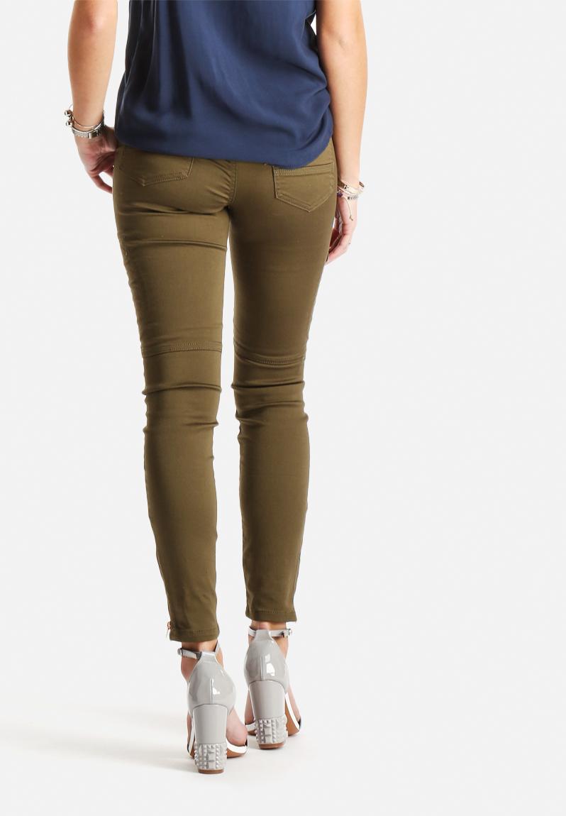 slim cargo pants womens