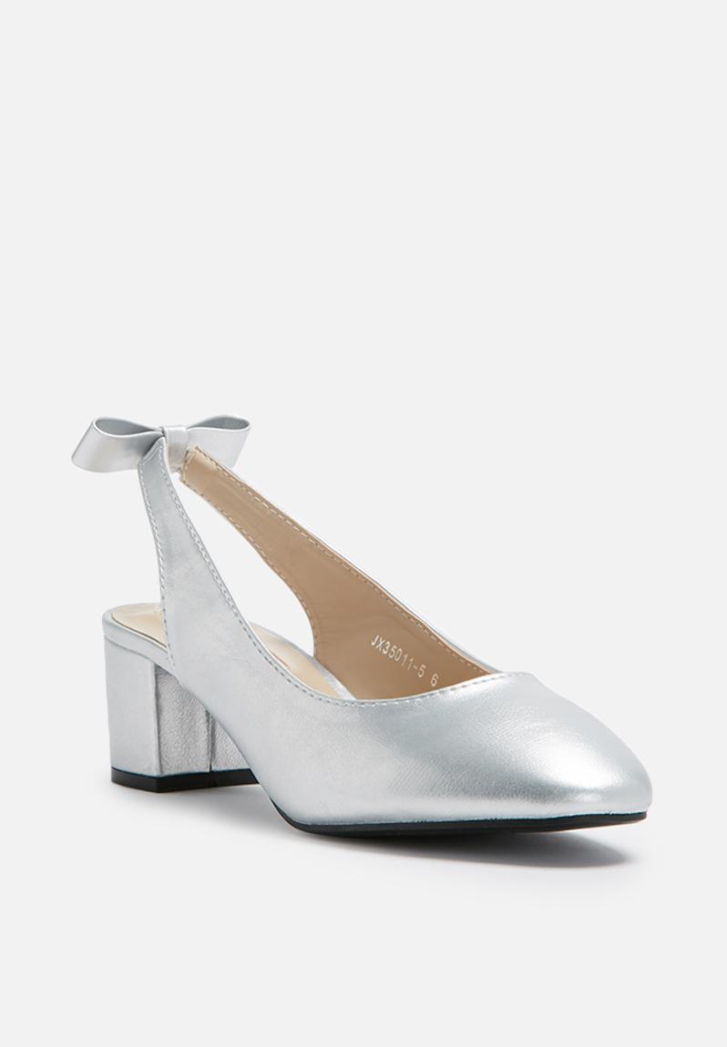 small block heel silver shoes