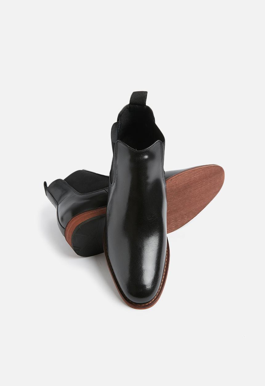 Superbalist - Josh leather chelsea boot - black