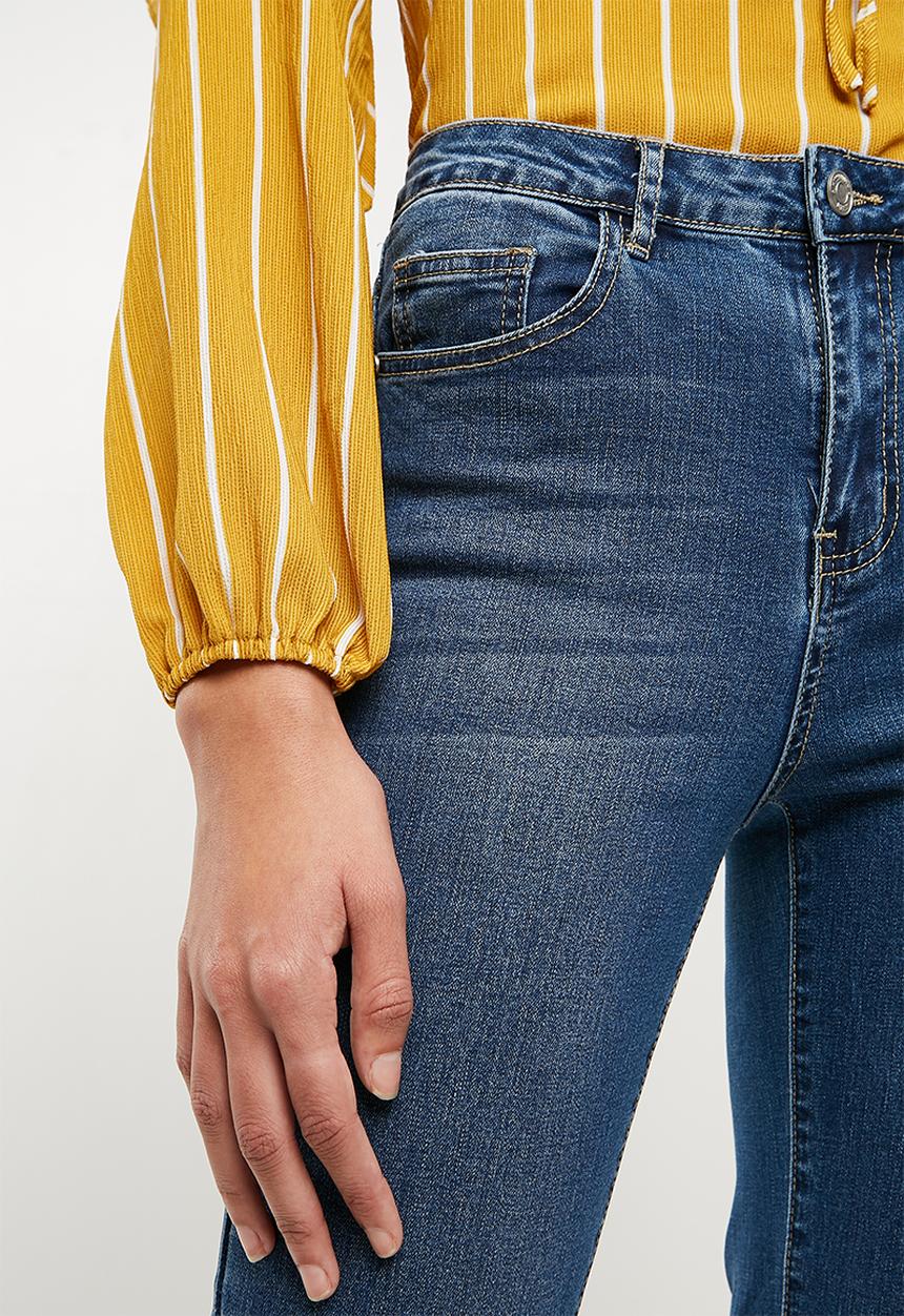 Missguided - High waisted raw hem kick flare - blue
