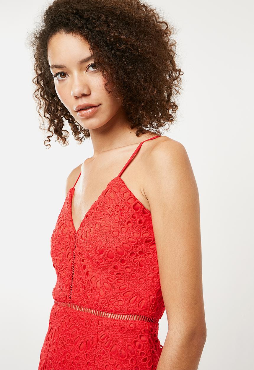 Missguided - Lace ladder detail midi dress - red
