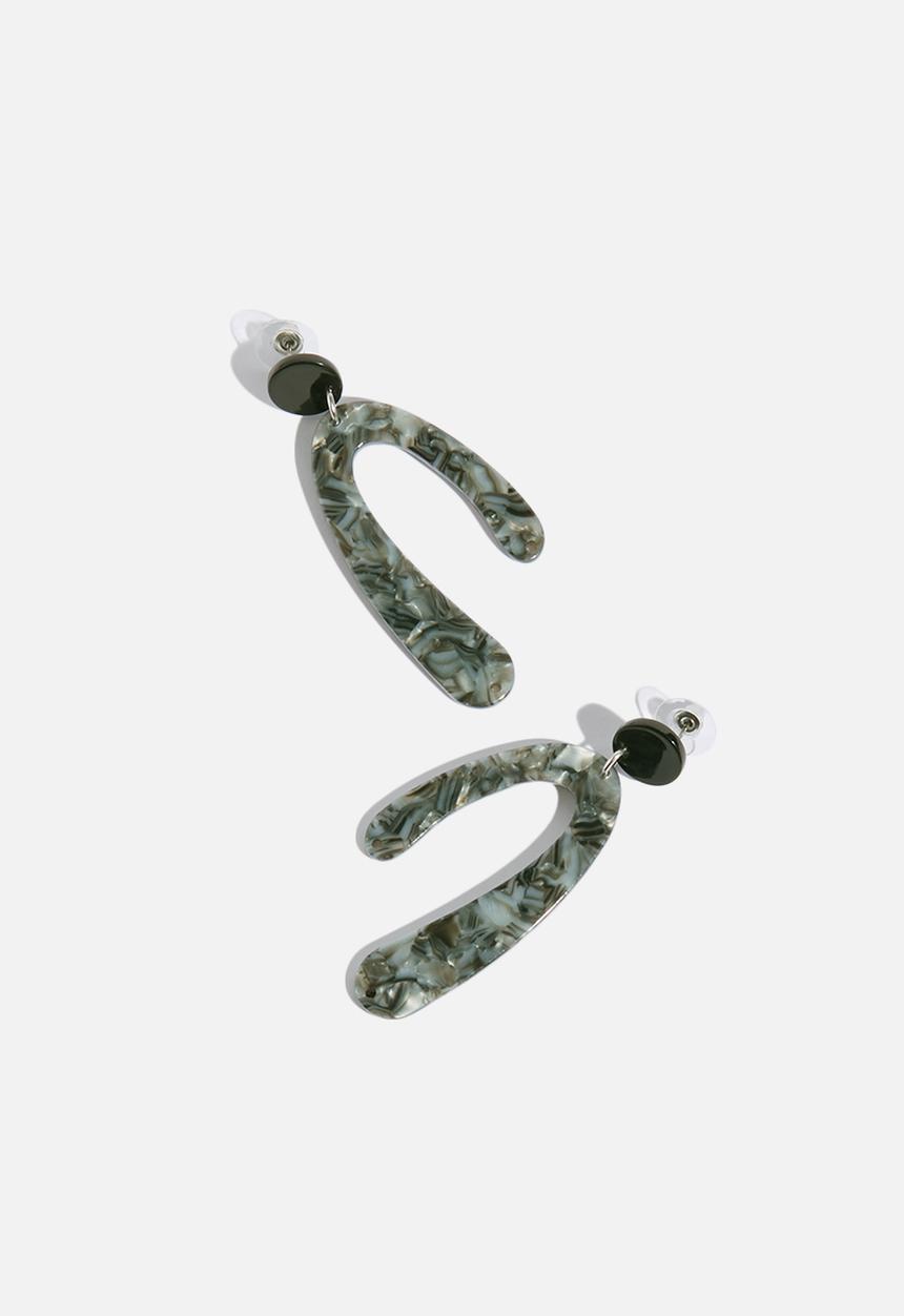 Superbalist - Savannah resin earrings - black & grey 