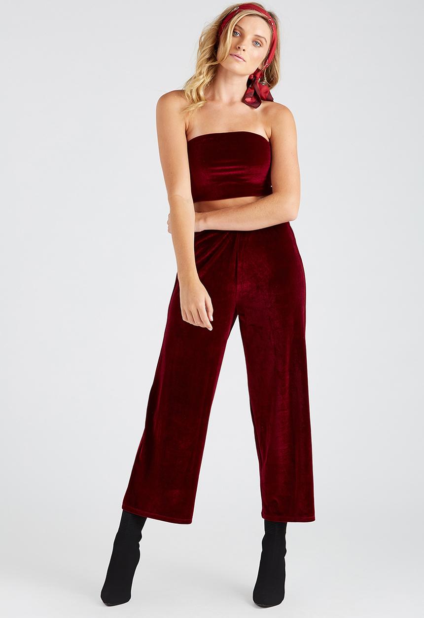 Supré  - Velour strapless crop - red