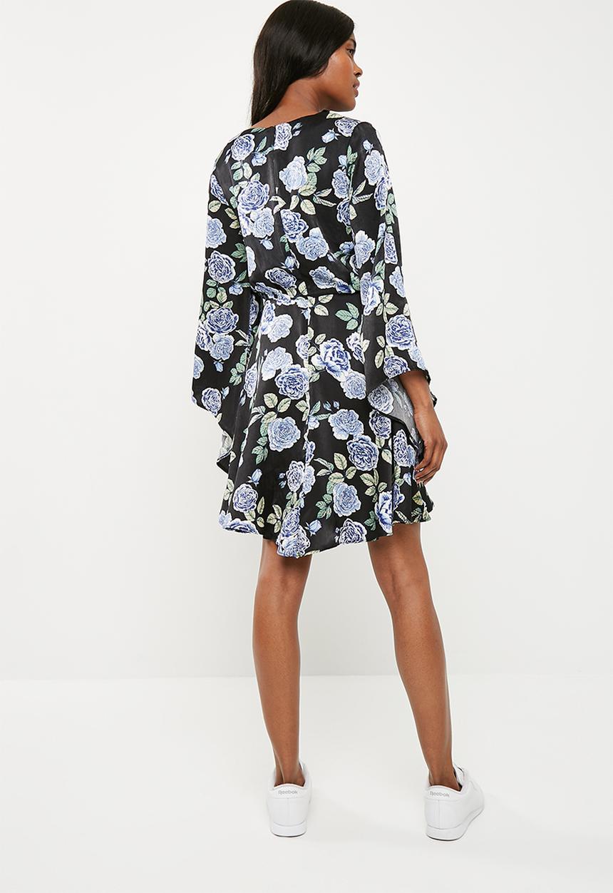 Missguided - Floral print belted kimono shift dress - black & blue