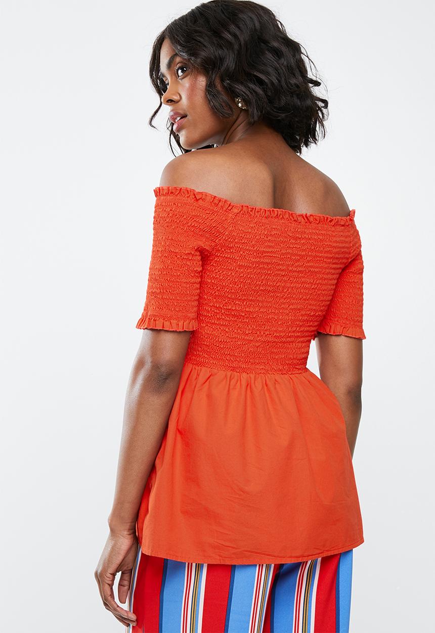 Jacqueline de Yong - Damilla off shoulder top - red