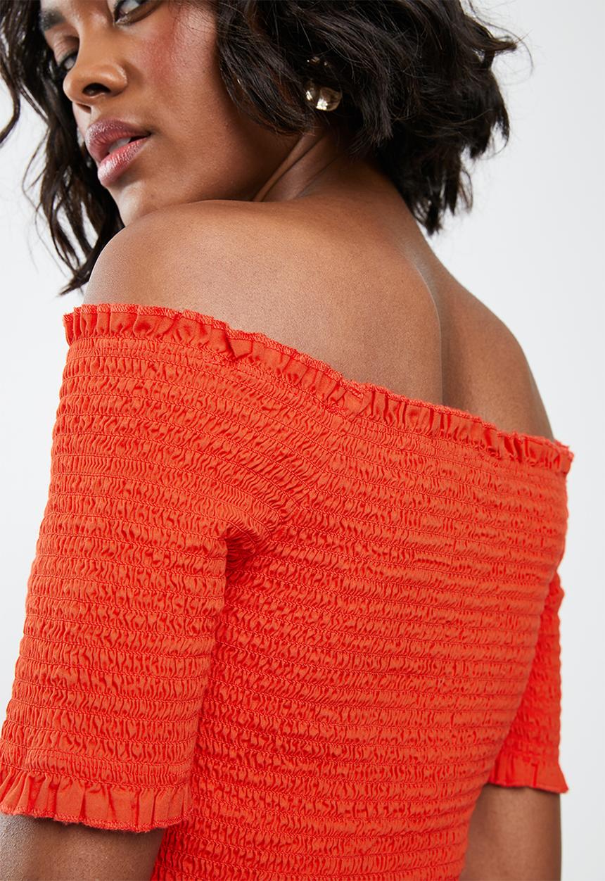 Jacqueline de Yong - Damilla off shoulder top - red