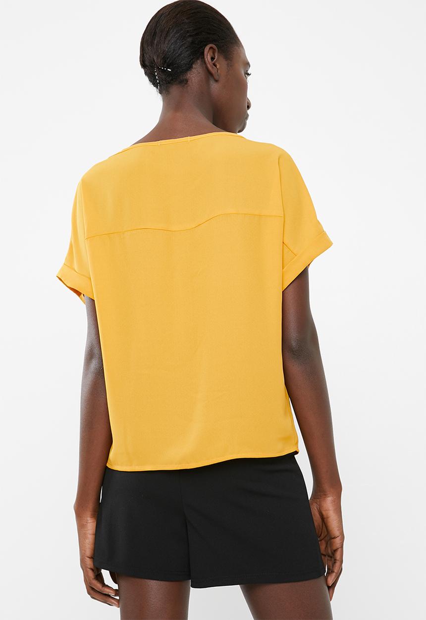 Superbalist - Woven turn back cuff tee - yellow