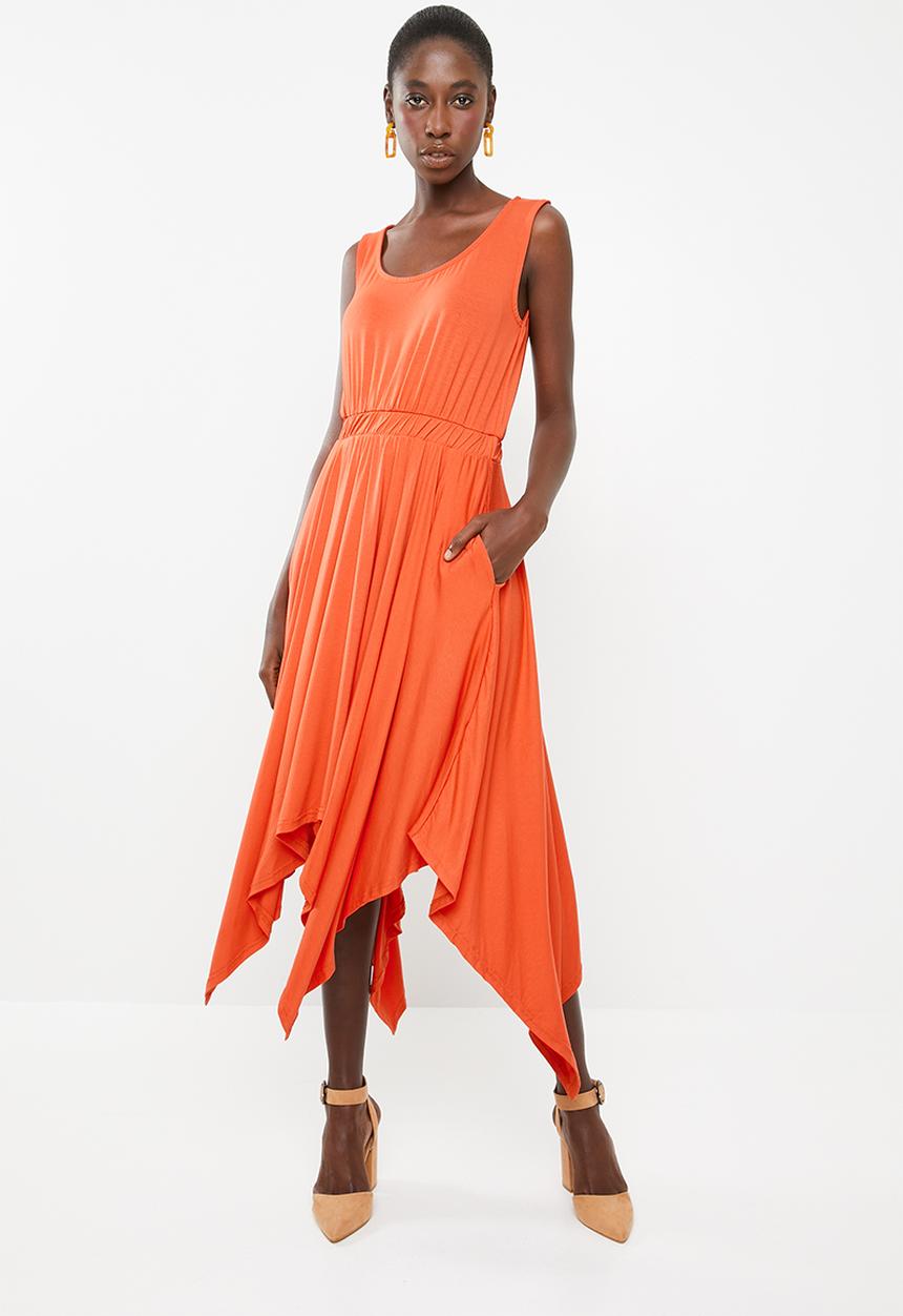 edit - Sleeveless dress with dipped hem - orange