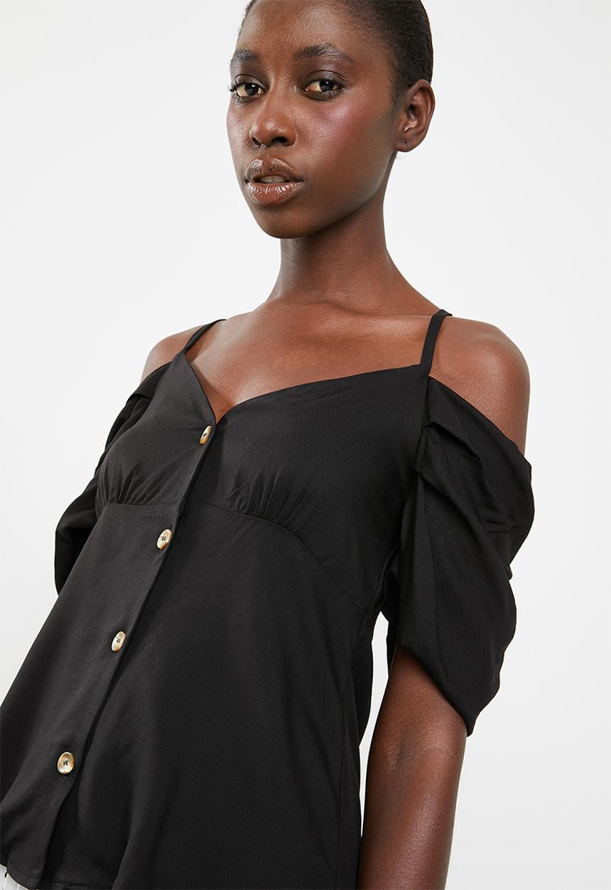 STYLE REPUBLIC - Cold shoulder front button top - black