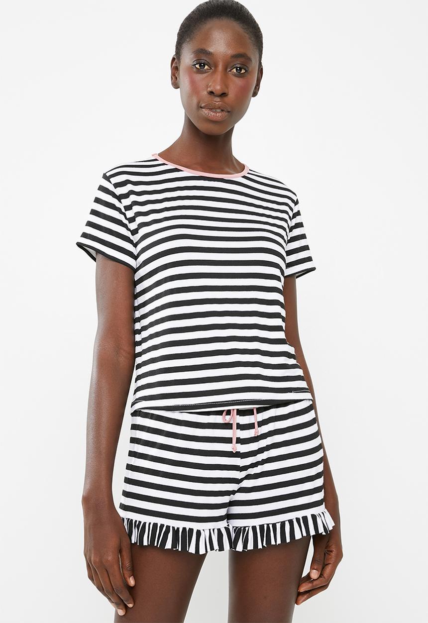 Superbalist - Sleep tee and shorts set - black and white stripe