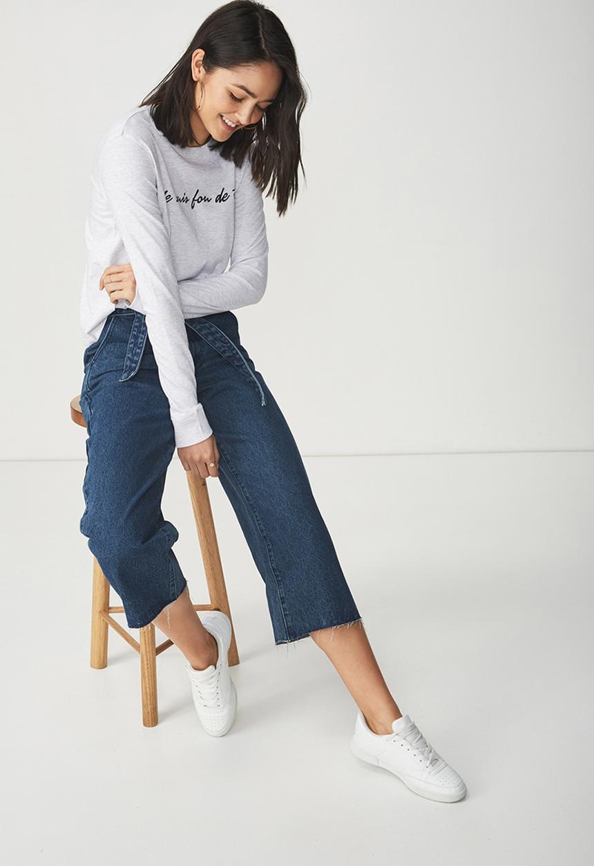 Cotton On - Tbar tammy summer chopped graphic long sleeve tee - white