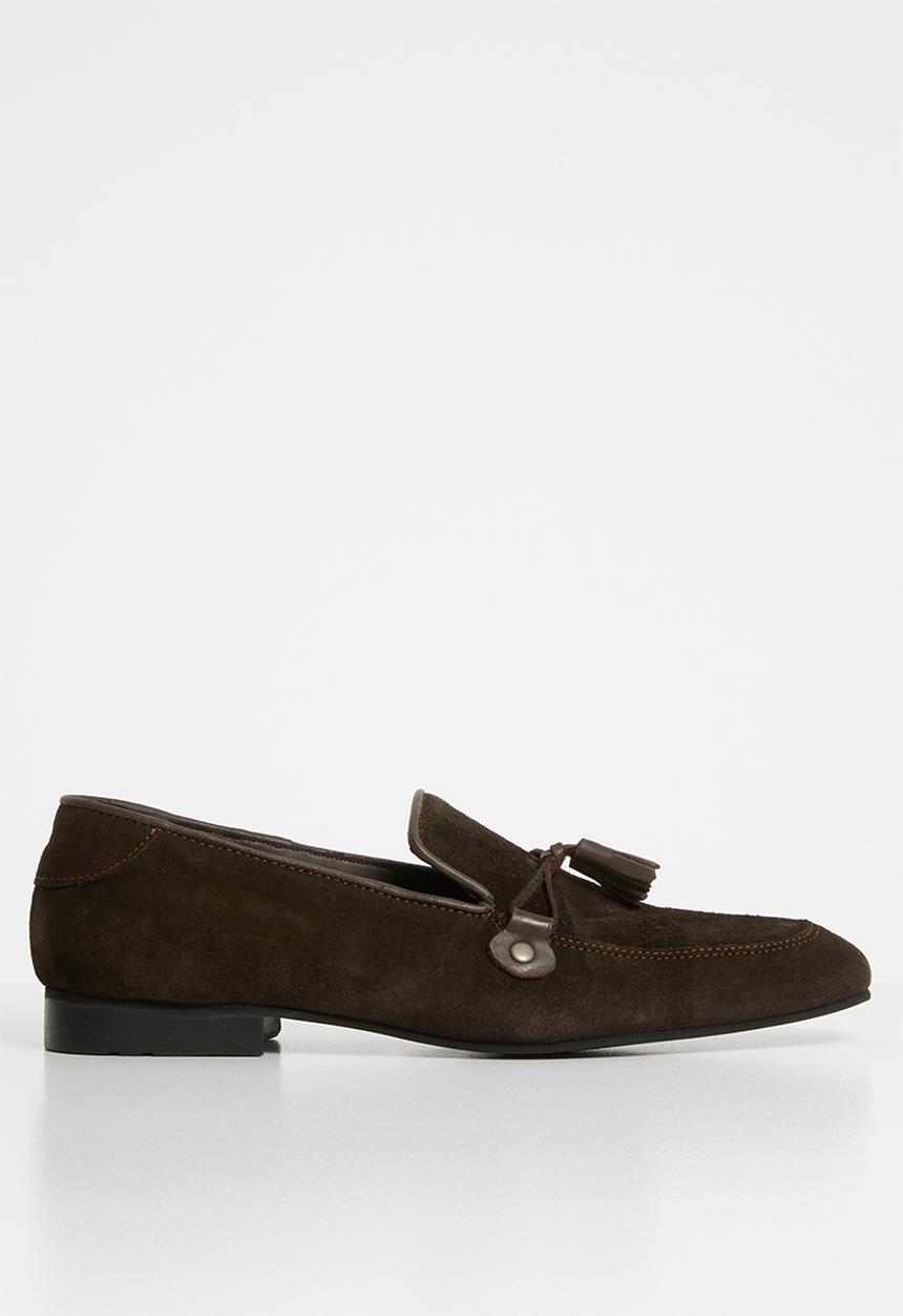 Superbalist - Tassel suede loafer - brown