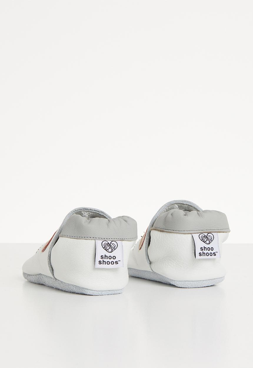 shooshoos - Dragon fly slip on - white