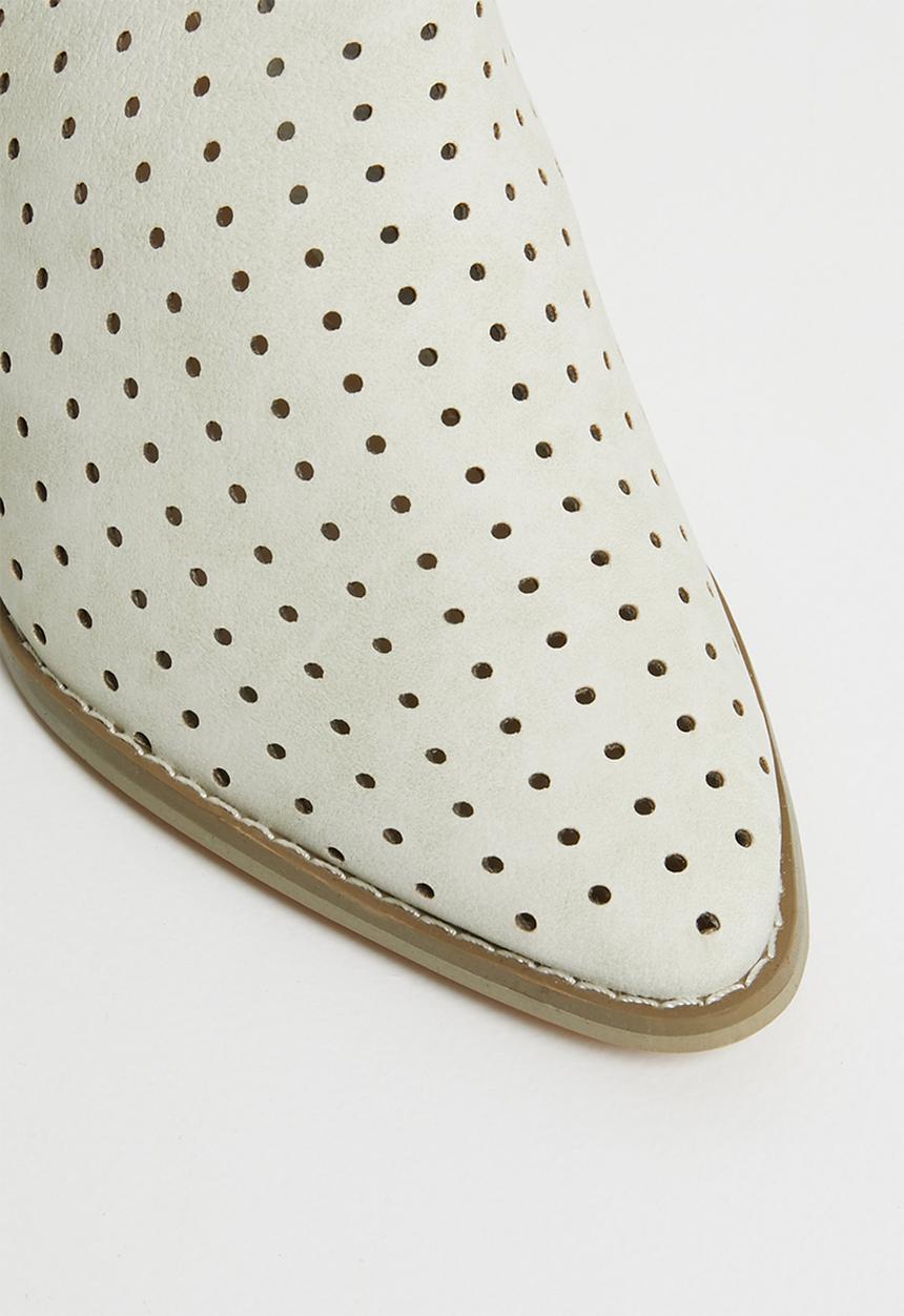 Bronx - Melissa courts - grey