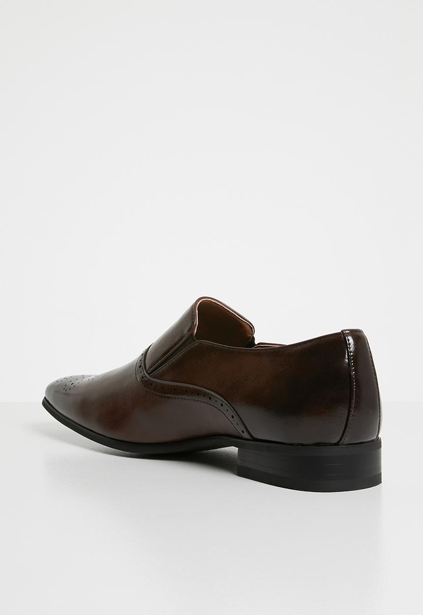 Gino Paoli - Medallion toe slip on shoes - brown