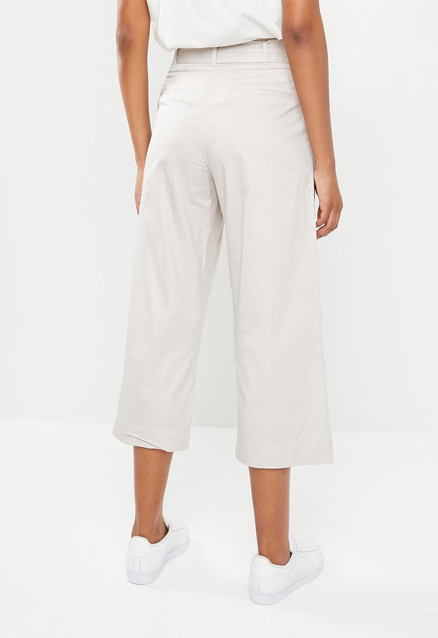 G Couture - Cotton cropped side pocket pants - beige 