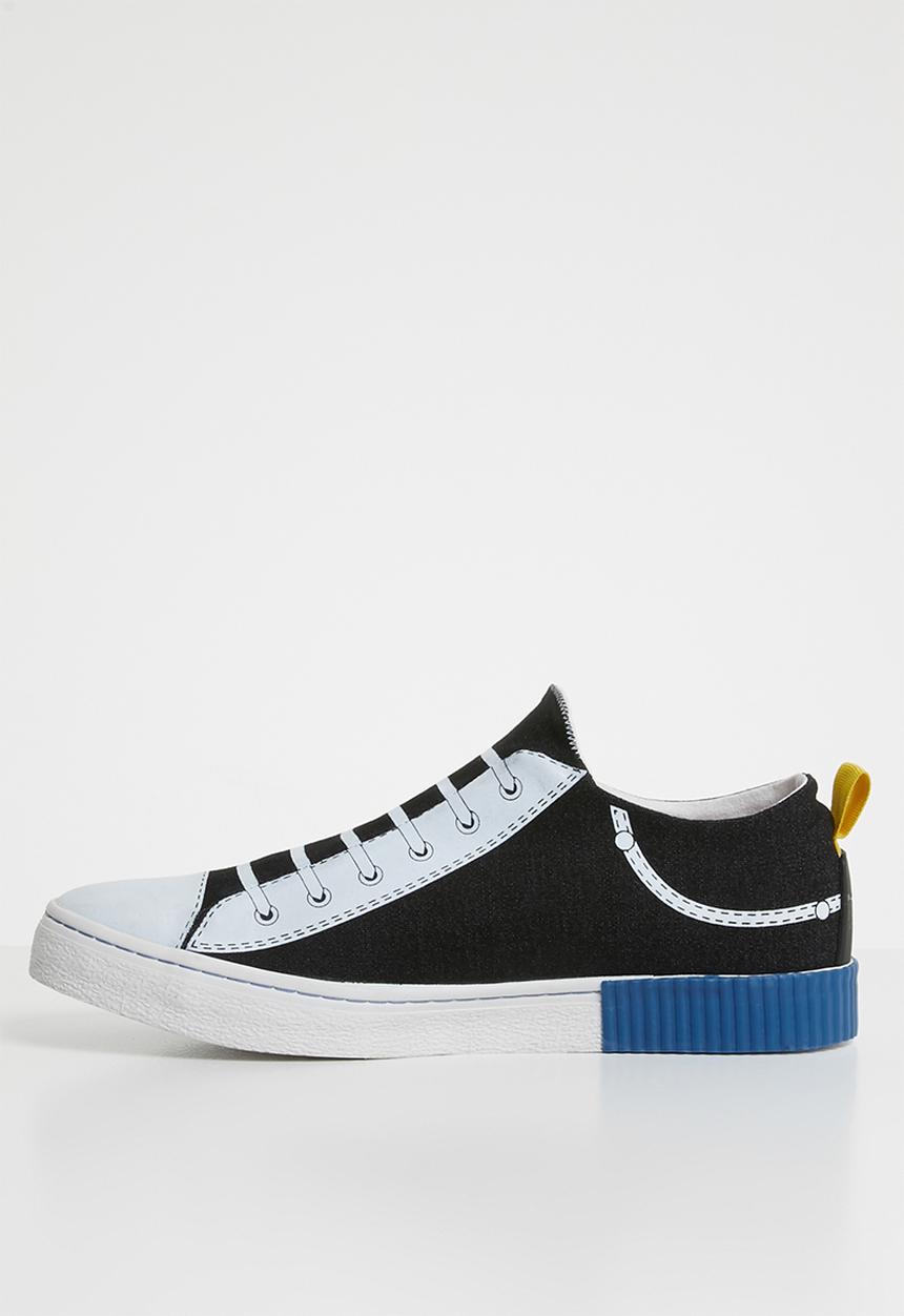 Diesel  - S-imaginee low on - black & white
