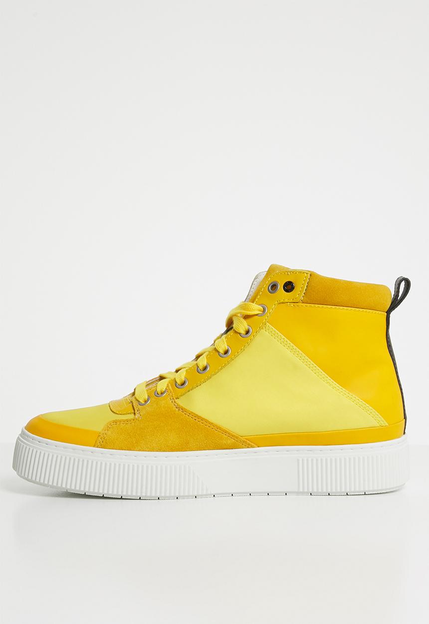 Diesel  - S-danny mc - golden rod