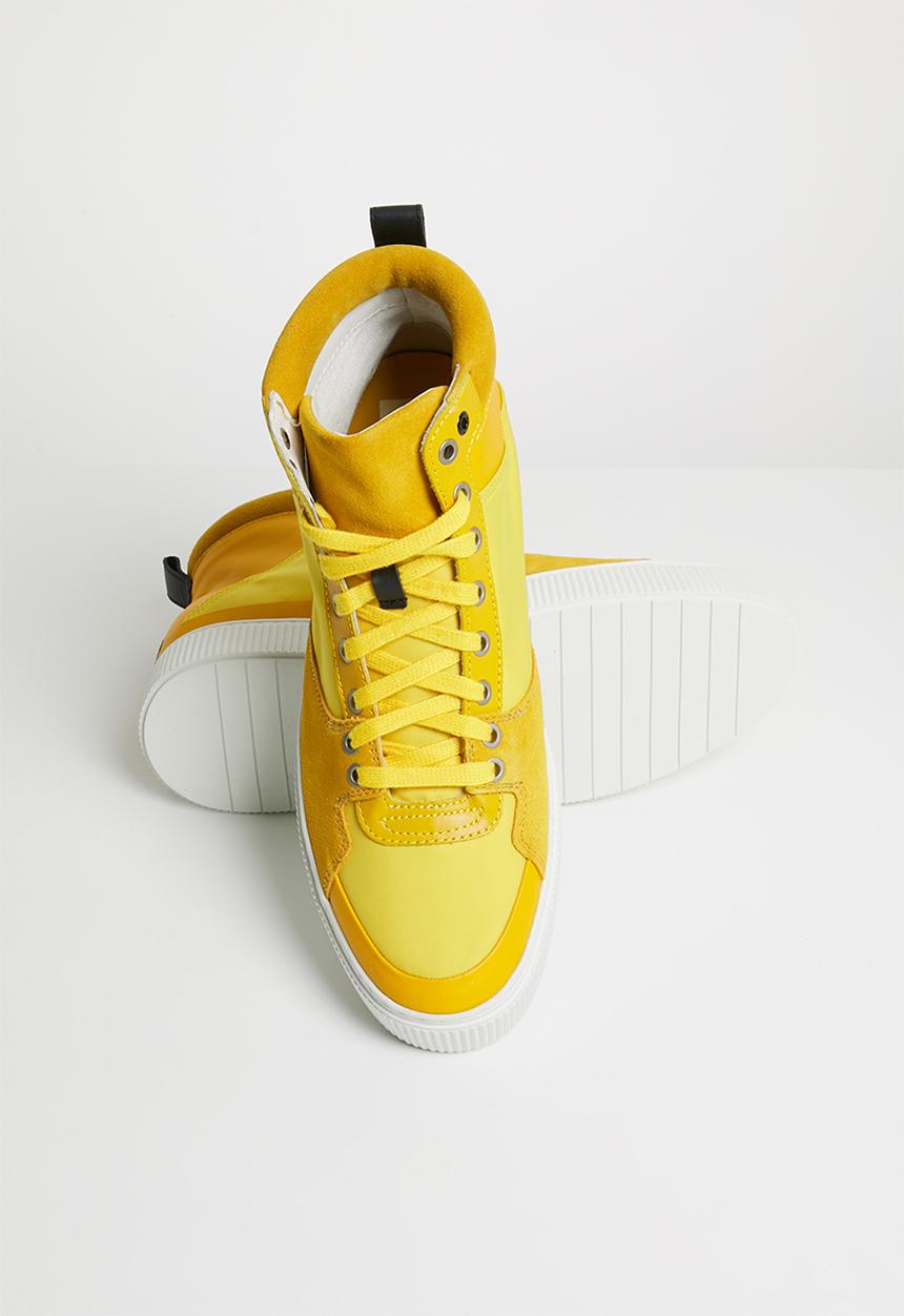 Diesel  - S-danny mc - golden rod